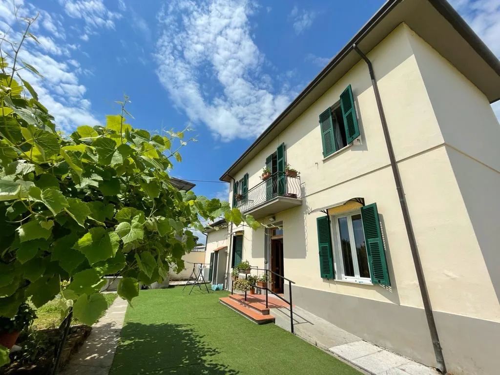 Casa Famiglia Villa Lauretta - Carrara