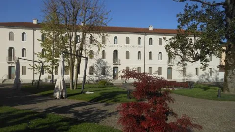 Istituto Maria Ausiliatrice Ispettoria Triveneta - Conegliano