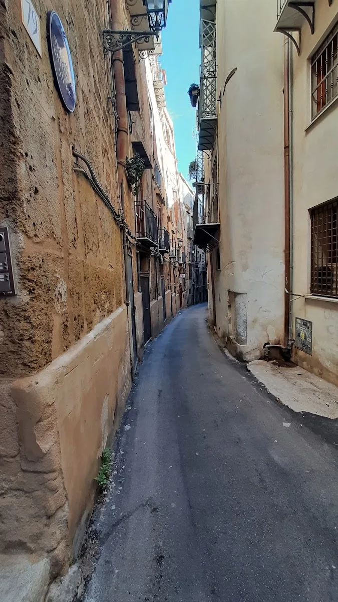 Nice Apartment in Palazzo Vatticani - Palermo