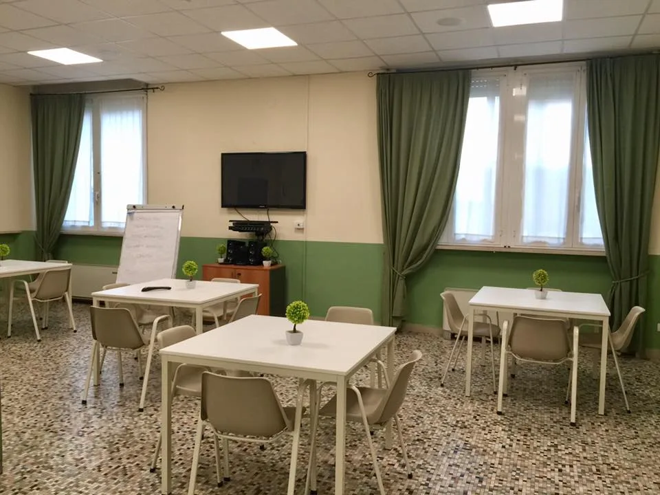 Opera Pia Casa Del Pane Asilo Notturno Pensionato Zanaboni Onlus - Voghera