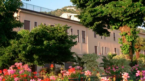 Residence San Francesco di C.3l Srl - Camiciola-Cerqueta