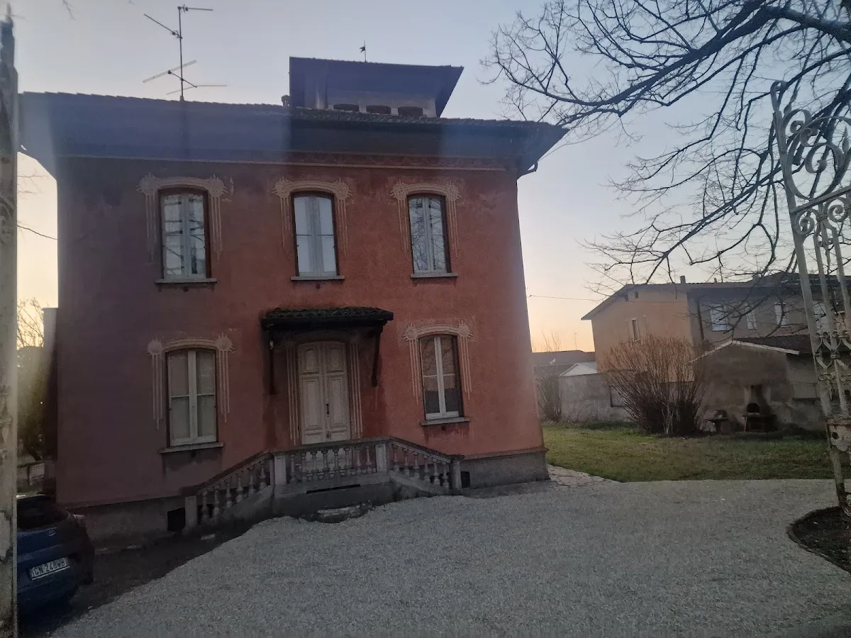 Residenza Anziani La Perla Dei Nonni - Casteggio
