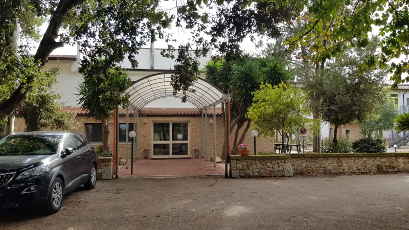 Residenza per Anziani Villa Elena - Castri di Lecce