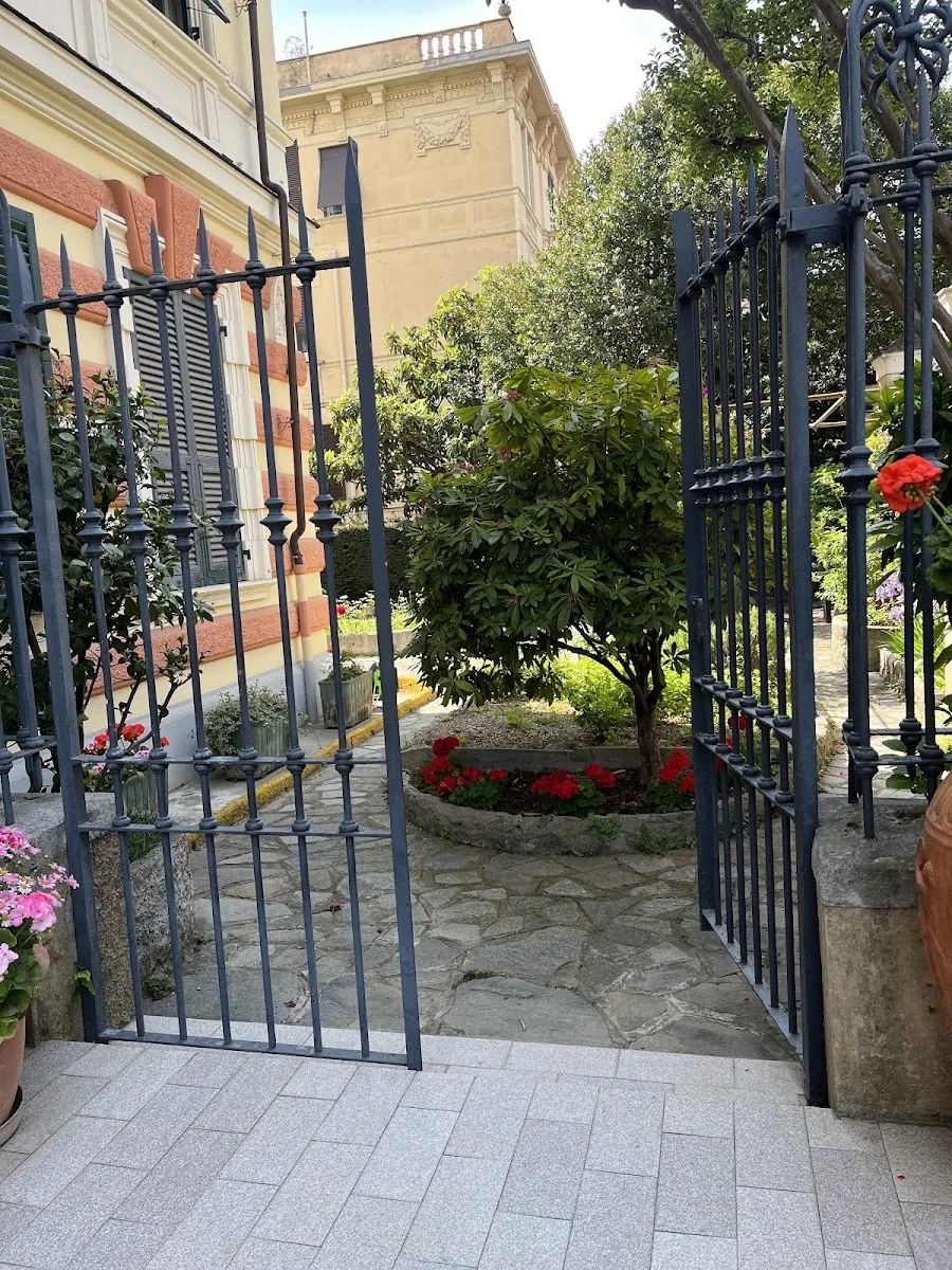 Suore di San Giovanni Battista - Genova